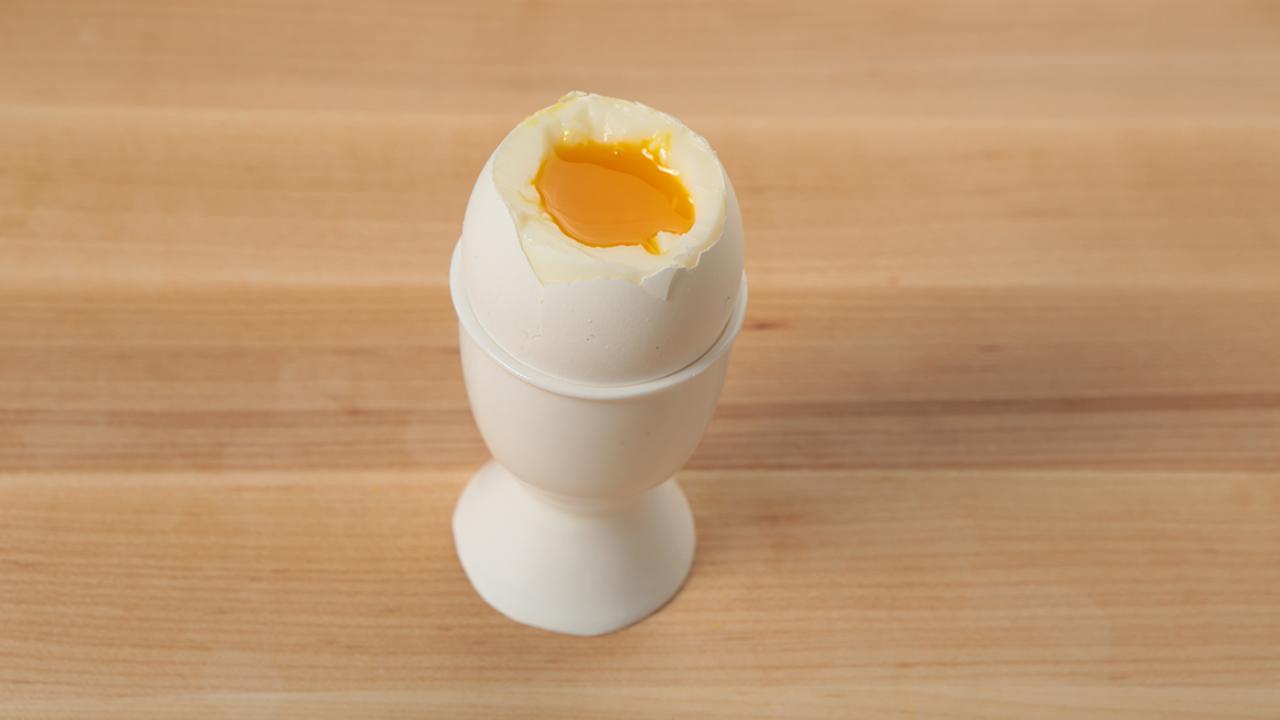 Comment cuire des œufs mollets