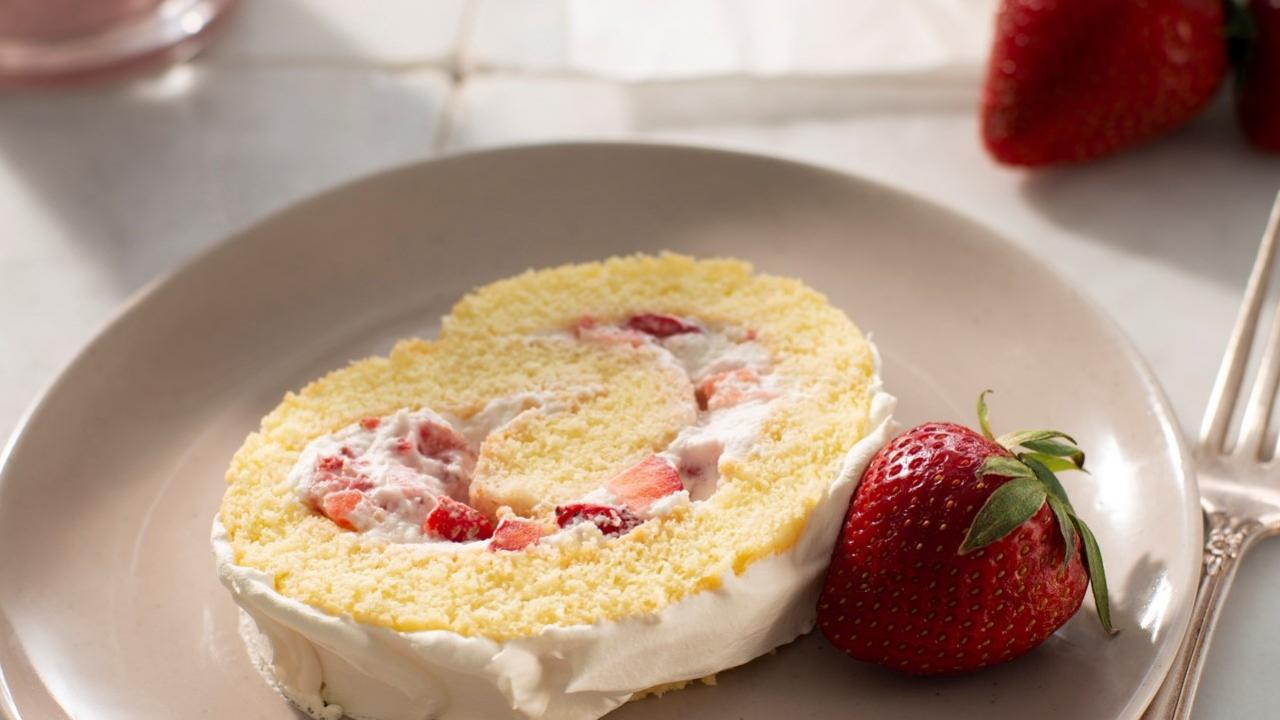 Strawberry Shortcake Jelly Roll Get Cracking